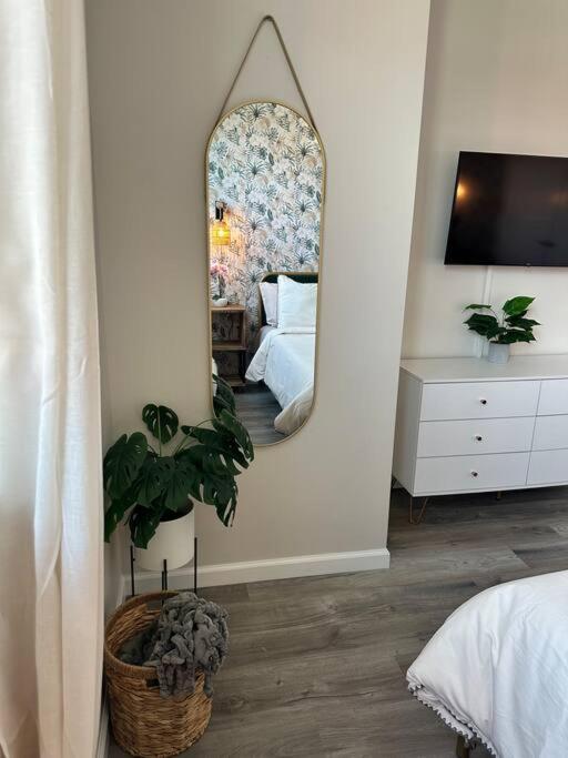 Home Haven, Walk To Little Italy & Wooster Square Ню Хейвън Екстериор снимка